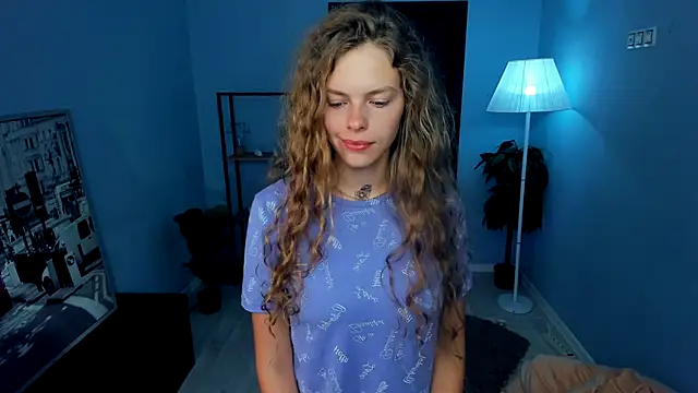 RayaNenlia online show from September 14, 5:06 am