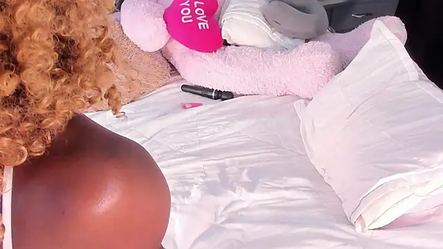 AfroditaRoy online show from May 15, 11:12 pm