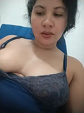 Snapshot of Yara0k chatting on June 20, 11:40 pm Yara0k online show from June 20, 11:40 pm