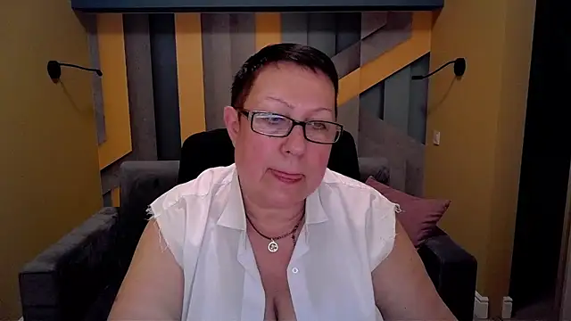 BarbaraTurners online show from March 3, 6:44 pm