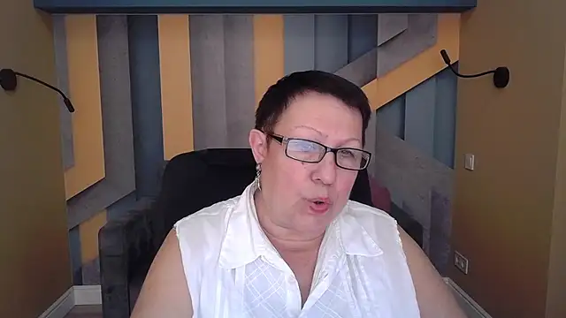 BarbaraTurners online show from November 5, 7:36 pm