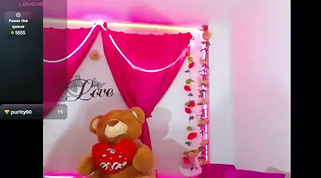 natashakissess online show from January 11, 6:44 pm