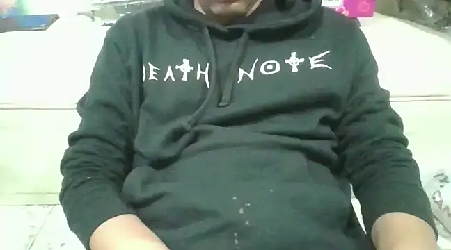 Snapshot of angeljz4 chatting on January 7, 4:18 am angeljz4 online show from January 7, 4:18 am
