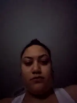 Snapshot of honeeyyy_pot chatting on March 1, 2:04 am honeeyyy pot online show from March 1, 2:04 am