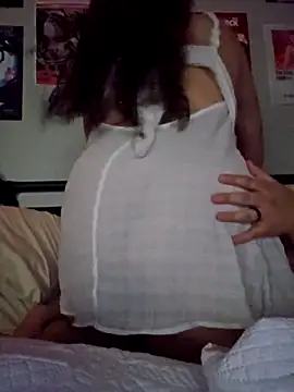 Snapshot of honeeyyy_pot chatting on September 10, 5:40 am honeeyyy pot online show from September 10, 5:40 am