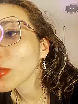 bulma bambina  online show from February 19, 10:53 pm