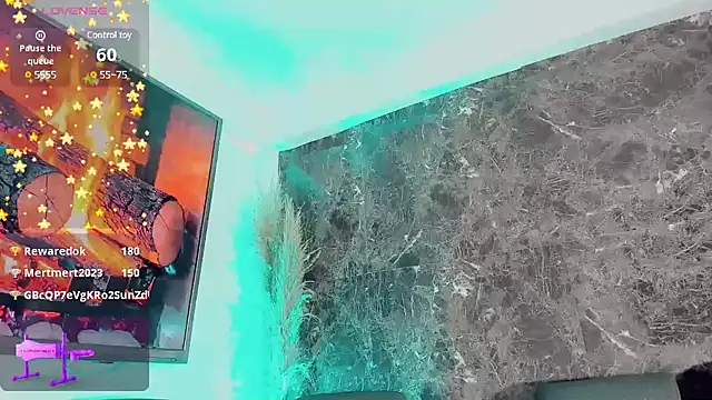 Emmaa Saenz  online show from January 4, 4:44 am