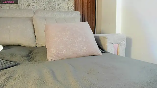 im tyra online show from February 28, 10:30 am