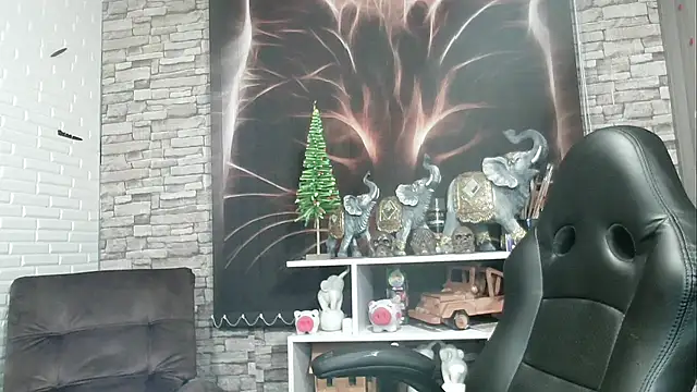 charlotedoll online show from January 1, 3:13 am