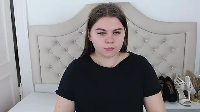 Snapshot of AbbyPleasure chatting on December 5, 12:44 pm AbbyPleasure online show from December 5, 12:44 pm