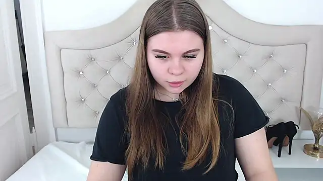 Snapshot of AbbyPleasure chatting on December 19, 12:23 pm AbbyPleasure online show from December 19, 12:23 pm