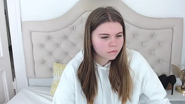 Snapshot of AbbyPleasure chatting on January 7, 12:52 pm AbbyPleasure online show from January 7, 12:52 pm