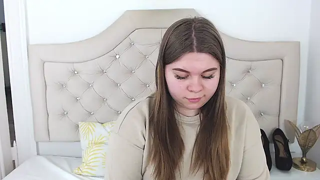 Snapshot of AbbyPleasure chatting on February 3, 12:25 pm AbbyPleasure online show from February 3, 12:25 pm