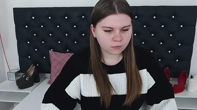 Snapshot of AbbyPleasure chatting on March 3, 4:03 pm AbbyPleasure online show from March 3, 4:03 pm