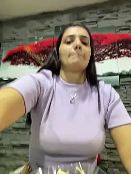 Snapshot of ZajiraShane chatting on December 31, 4:16 am ZajiraShane online show from December 31, 4:16 am