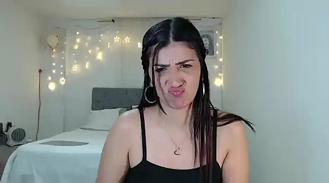 Snapshot of ZajiraShane chatting on January 23, 11:15 am ZajiraShane online show from January 23, 11:15 am