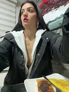 Snapshot of ZajiraShane chatting on January 29, 9:12 am ZajiraShane online show from January 29, 9:12 am