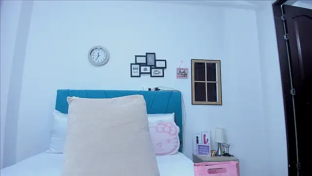 kamila lopez online show from March 9, 8:35 pm