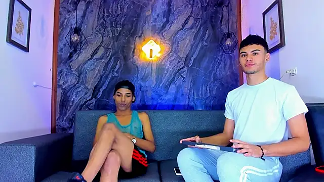Snapshot of liam_genner_ chatting on December 1, 7:58 pm liam genner online show from December 1, 7:58 pm