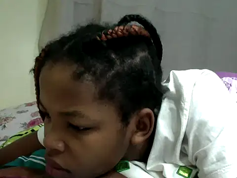 queen-sasha online show from October 14, 6:47 am