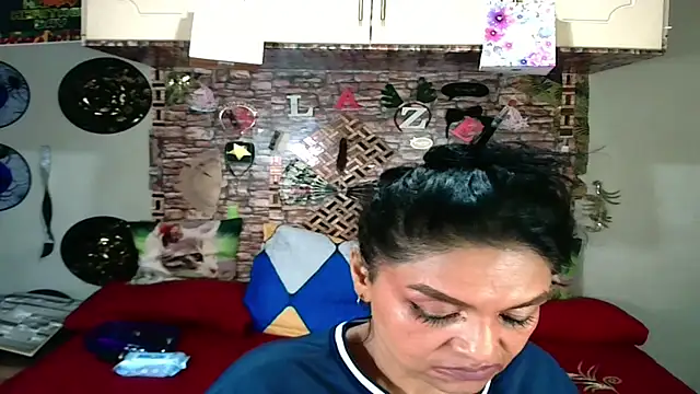 Indian Blaze00 online show from October 18, 12:13 am