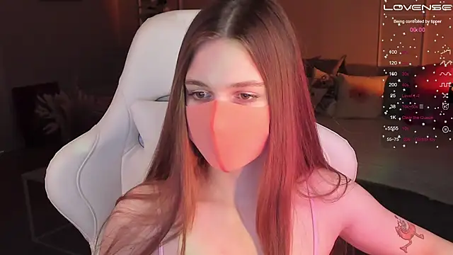 Frau Lina online show from January 17, 6:02 pm