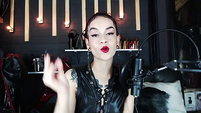 Liilith goddess  online show from December 8, 4:04 am