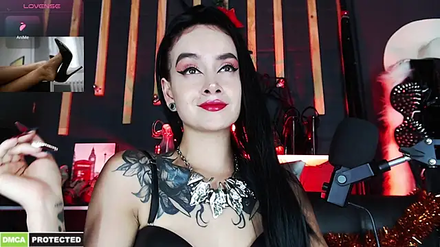 Liilith goddess  online show from December 18, 8:09 am