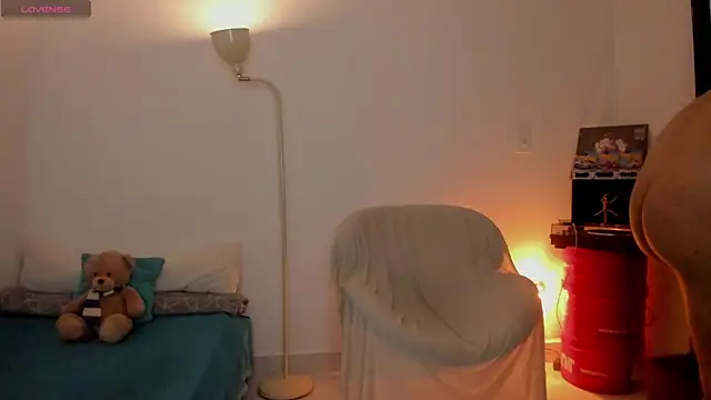 Curlblue online show from January 13, 4:51 am