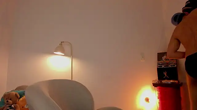 Curlblue online show from February 5, 7:24 am