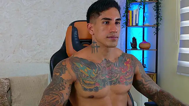 AdanReilly online show from March 7, 7:38 pm