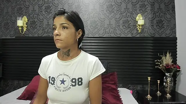 Snapshot of Hellen__4master chatting on July 17, 1:12 am Hellen 4master online show from July 17, 1:12 am