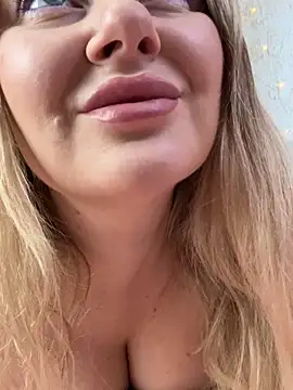 LadyLolyPop  online show from March 1, 3:43 am