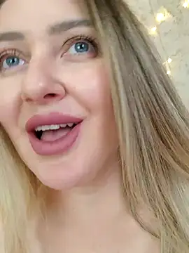 LadyLolyPop  online show from September 12, 6:24 am