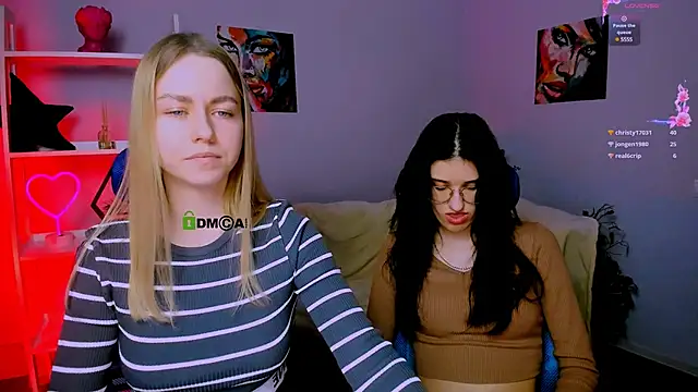 Snapshot of scarlet_mooore chatting on March 5, 11:49 pm scarlet mooore online show from March 5, 11:49 pm