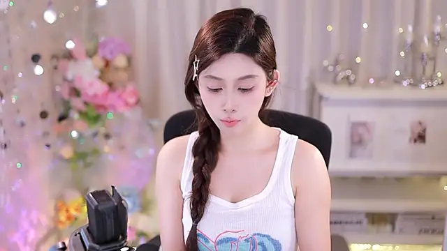 SleepArtist online show from October 8, 1:20 pm