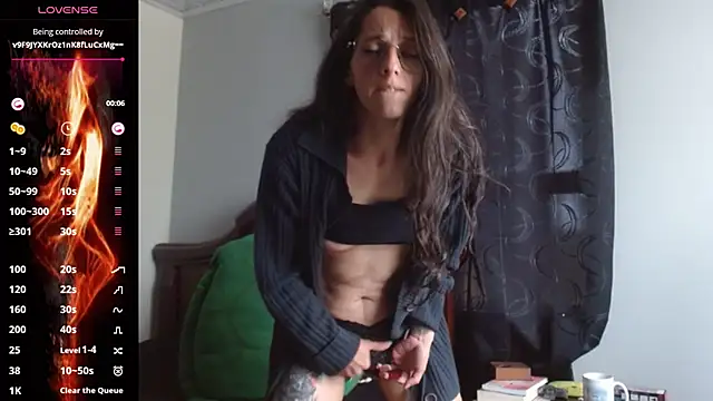 Snapshot of goretty420 chatting on February 22, 3:03 pm goretty420 online show from February 22, 3:03 pm