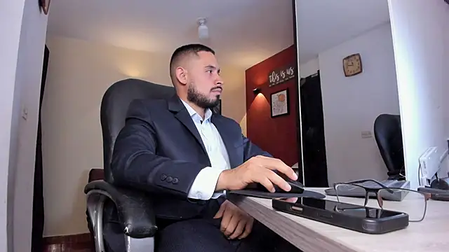 thesexlawyer1 online show from April 10, 4:39 am