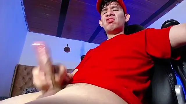 Snapshot of cute_eidenx chatting on March 17, 4:21 pm cute eidenx online show from March 17, 4:21 pm