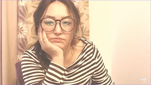 Snapshot of hrnyteacher chatting on January 21, 6:00 am hrnyteacher online show from January 21, 6:00 am