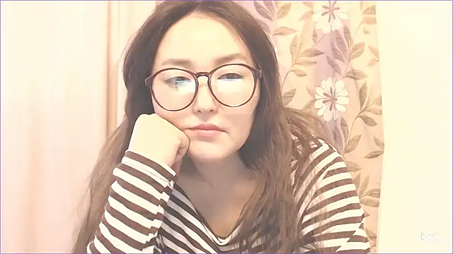 Snapshot of hrnyteacher chatting on March 13, 6:37 am hrnyteacher online show from March 13, 6:37 am