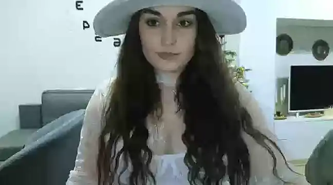 Snapshot of me_lissa_sun13 chatting on December 25, 3:29 am me lissa sun13 online show from December 25, 3:29 am