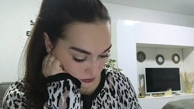 Snapshot of me_lissa_sun13 chatting on December 29, 12:55 pm me lissa sun13 online show from December 29, 12:55 pm