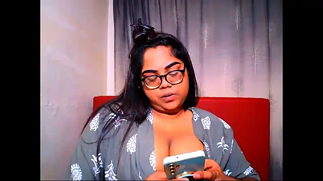 Indian Lola00 online show from December 16, 5:40 pm