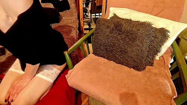 Hot Colettte online show from March 9, 11:47 am