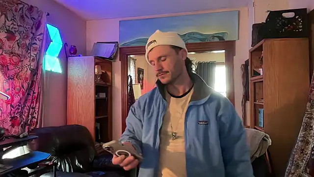 Snapshot of CowboyZuhly chatting on January 15, 6:22 pm CowboyZuhly online show from January 15, 6:22 pm