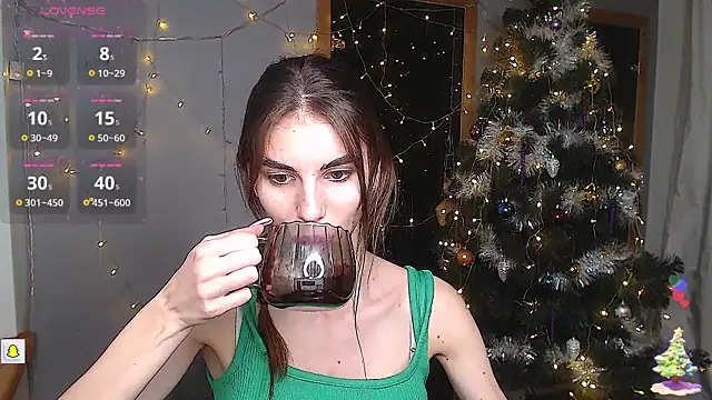 Snapshot of EmmyGreans chatting on December 12, 3:59 pm EmmyGreans online show from December 12, 3:59 pm