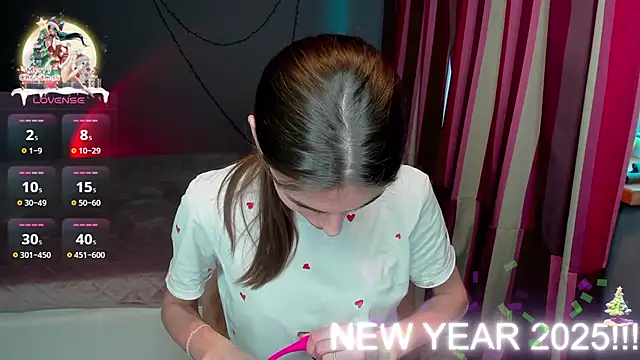 Snapshot of EmmyGreans chatting on January 2, 12:24 pm EmmyGreans online show from January 2, 12:24 pm