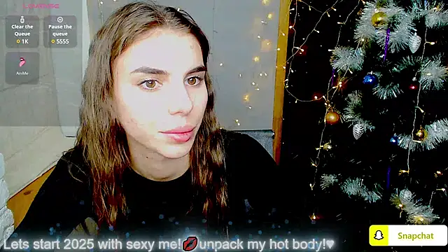 Snapshot of EmmyGreans chatting on January 3, 12:41 pm EmmyGreans online show from January 3, 12:41 pm