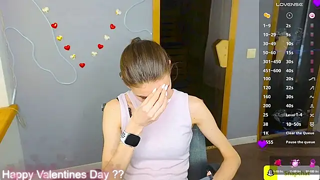 Snapshot of EmmyGreans chatting on February 15, 10:11 am EmmyGreans online show from February 15, 10:11 am